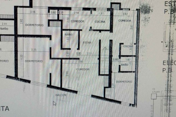Hermoso Departamento de 2 dormitorios (uno en suite), amplia cocina, amplio estar comedor, balcón amplio a la calle y terraza 