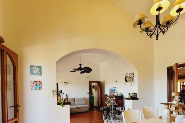 Hermosa casa con espectacular vista barrrio José Muñoz 3 dormitorios con pileta y cochera doble