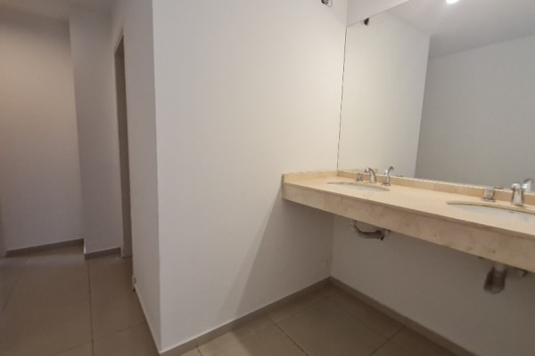 HERMOSO DEPARTAMENTO 2 DORMITORIOS Y 2 BAÑOS CON COCHERA - EDIFICIO TORRE SERENA 