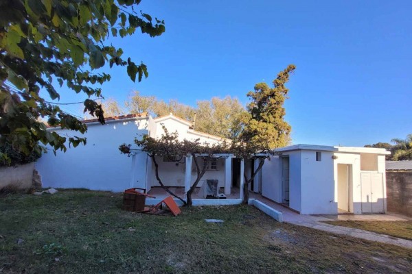 Casa Villa Carlos Paz 2 dormitorios Córdoba esquina Buenos Aires 