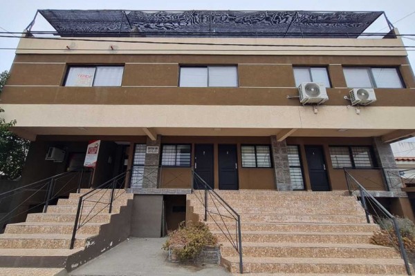 DEPARTAMENTO 1 DORMITORIO CON COCHERA 