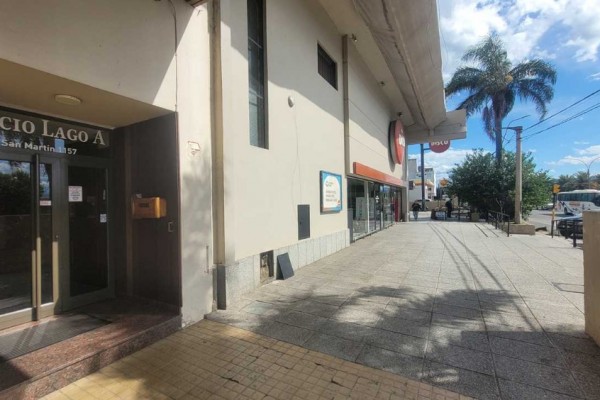 Departamento edificio Del Lago 1 dormitorio con cochera