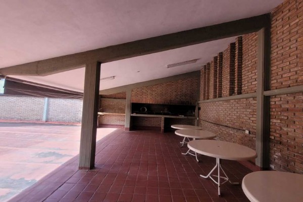 Departamento edificio Del Lago 1 dormitorio con cochera