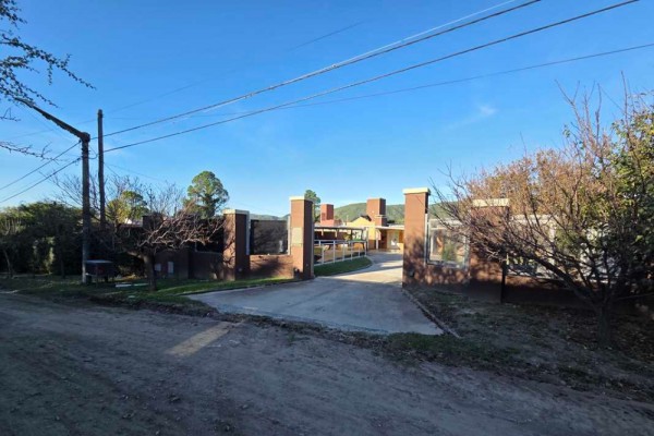 Hermosas cabañas San Antonio a 150m del rio