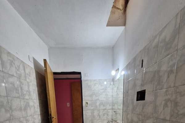 Casa 2 dormitorios con quincho y departamento de 1 dormitorio al fondo barrio Carlos Paz Sierras