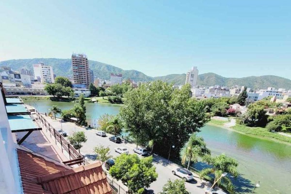 Duplex de 1 dormitorio Edificio Sol V costanera Oeste Villa Carlos Paz. Edificio con quincho y pieta