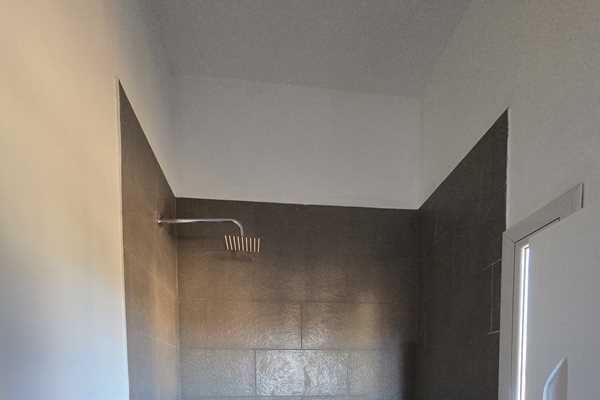 Casa Carlos Paz Golf 2 dormitorios, escritorio, amplia cocina comedor, cochera doble, pileta