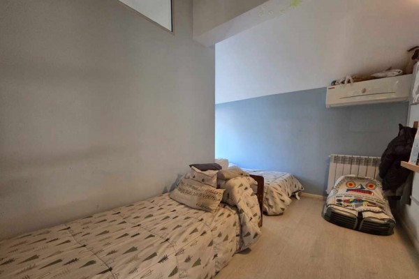 Hermosa casa en 3 plantas B° Las Vertientes 2 dormitorios con pileta y hermosa vista