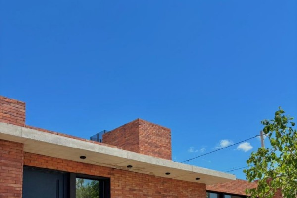 Hermosa casa de categoría Tejas 4 Malagueño 3 dormitorios con pileta excelente Renta