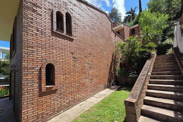 Oportunidad, Casa B° La cuesta 3 dorm, 3 baños, pileta