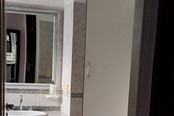 Hermosa Casa de 3 dormitorios en Villa del Lago. 1080 m2 de terreno 