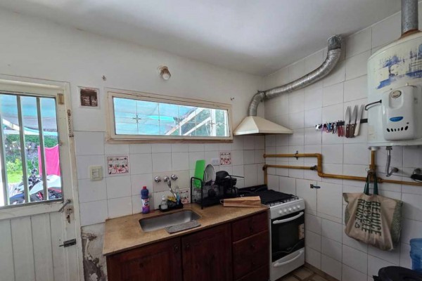Oportunidad casa B° Malvinas 2 dormitorios, gas natural