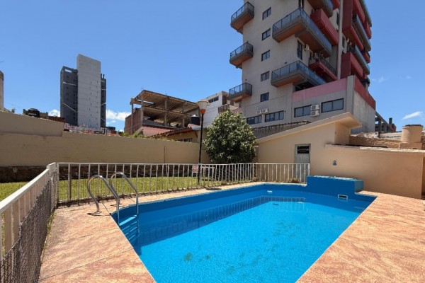 CASA ALQUILER ANUAL - PLANO CENTRO CARLOS PAZ