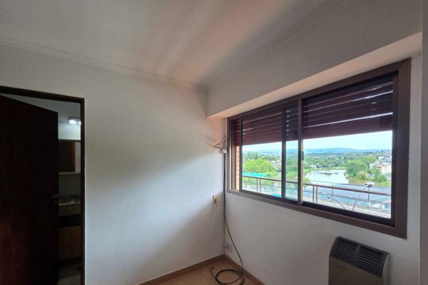 OPORTUNIDAD, Edificio Acuario II - 2 dormitorios, 2 baños (1 en suite), amplia cocina estar comedor, cochera, balcón terraza