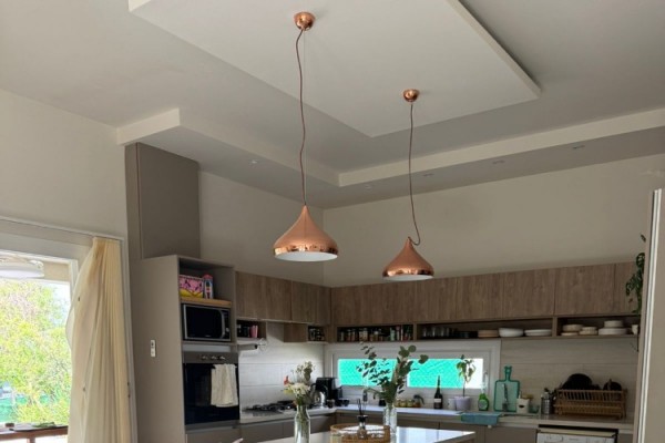 HERMOSA CASA 3 DORMITORIOS - BARRIO PRIVADO