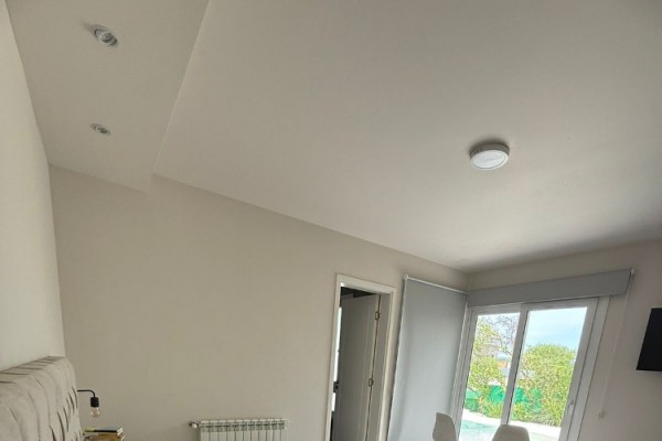 HERMOSA CASA 3 DORMITORIOS - BARRIO PRIVADO