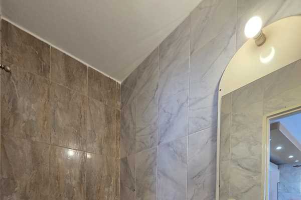 Duplex complejo  Los Cerezos, 2 dormitorios, patio, cochera, complejo con pileta, 