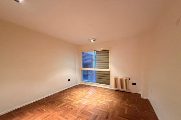 Hermso piso en Nueva Cordoba, 3 dormitorios, living comedor, cocina moderna