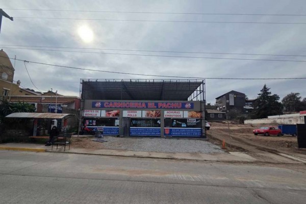 Local 15m2 en Villa del Lago sobre colectora ideal carniceria